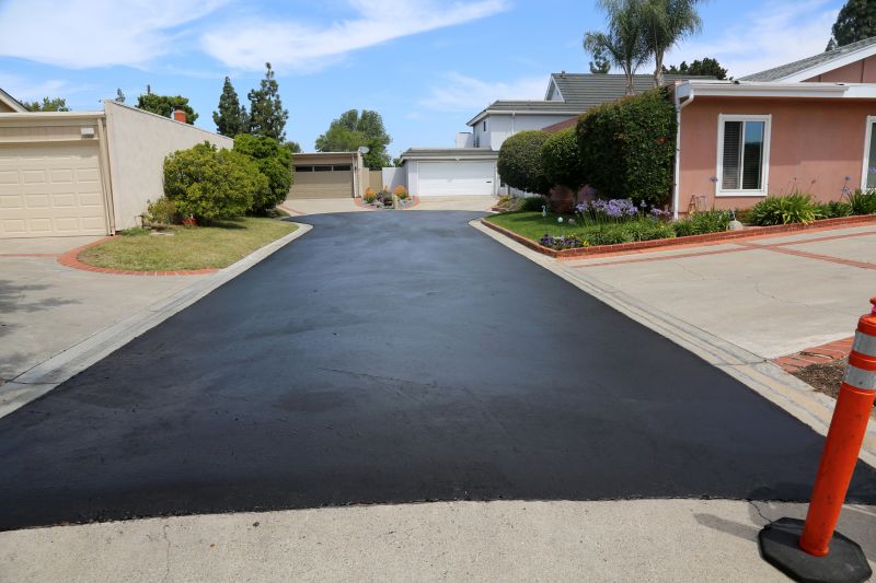 Who Does Asphalt Sealings