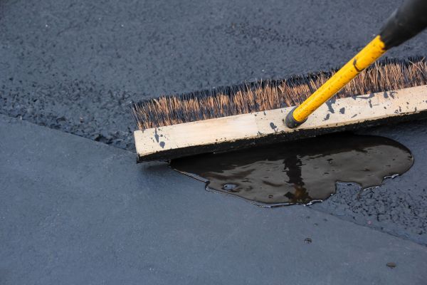 Driveway Asphalt Sealing in Gainesville